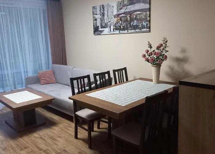 Orlando W Porto 350m Od Morza * Łeba